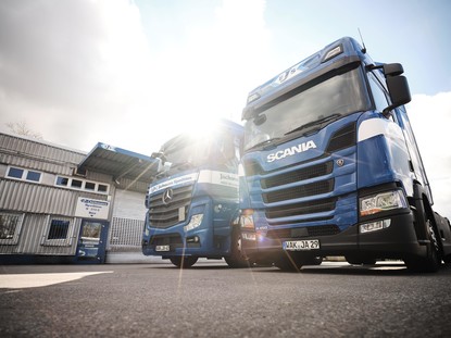 LKW Zugmaschinen der Spedition Jachmann LKW Zugmaschinen Fuhrpark| Spedition Jachmann